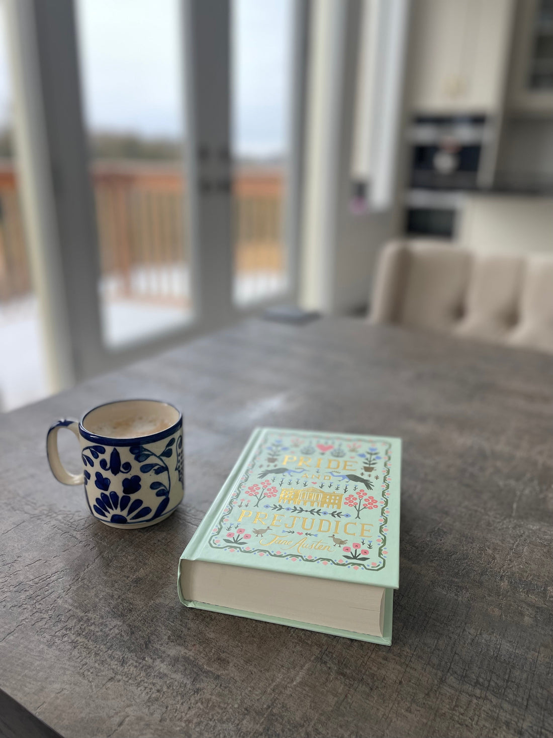 The Tranquility of Pretty Minimalism: Aesthetic Simplicity for a Relaxed Mind