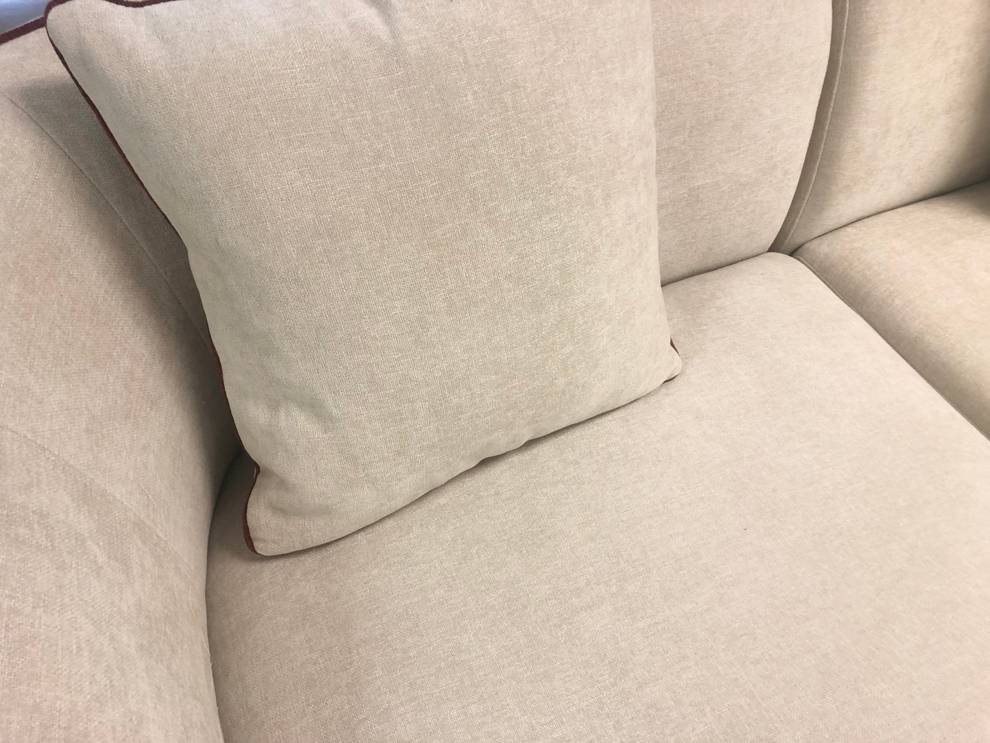 Yūgen Left Facing Sectional (Pre-order)